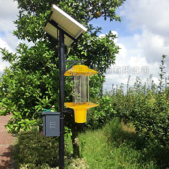 太陽能頻振式殺蟲燈 太陽能頻振式殺蟲燈